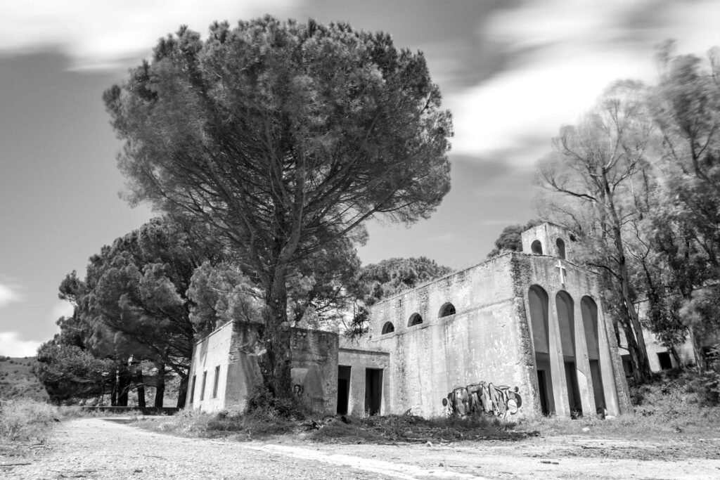 Ghost Towns of the Latifondo: The Forgotten Fascist Villages of Sicily 6a51ac85 22ab 4e6b 84ee a731cada9753 rw 1920